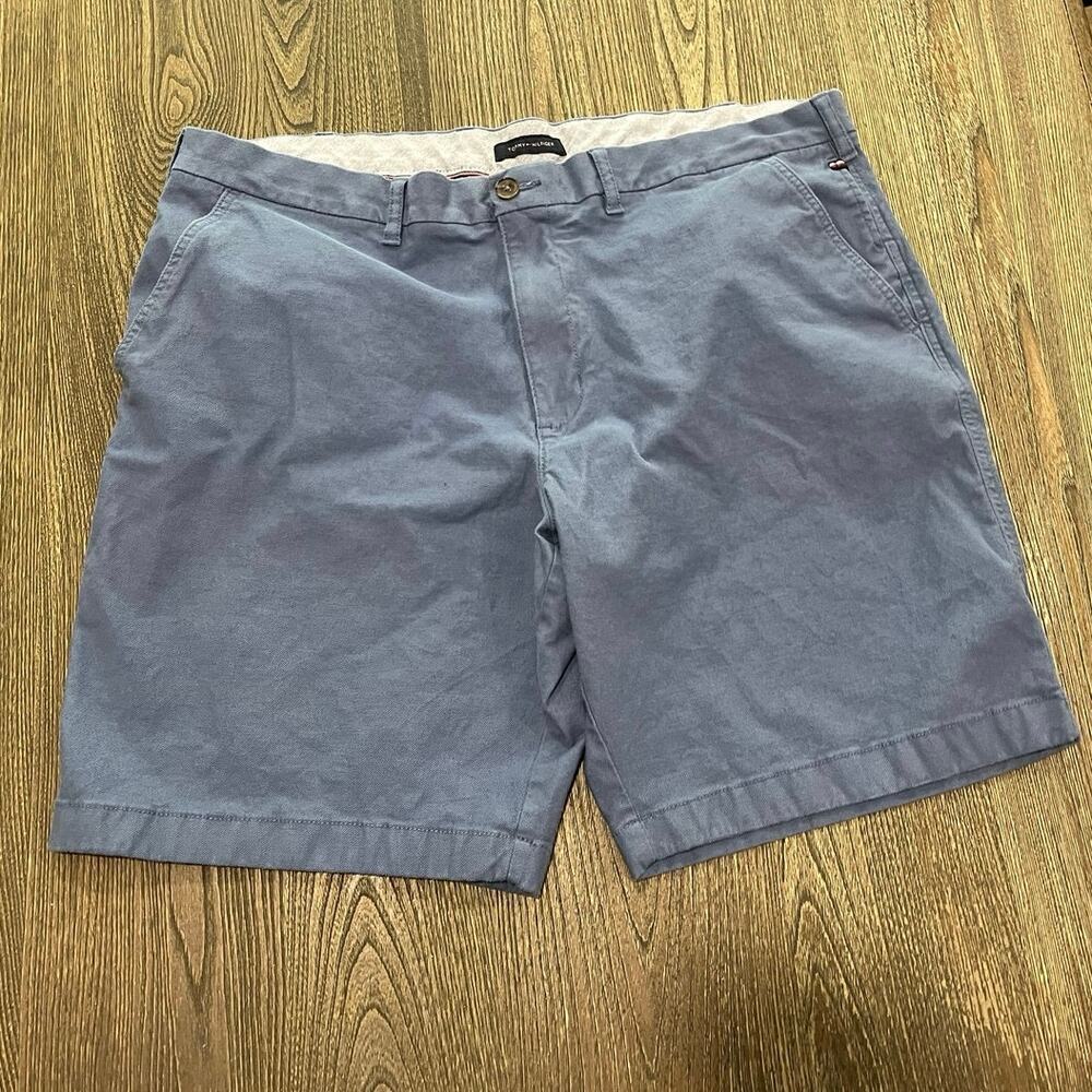 Tommy Hilfiger Mens Chino Shorts Flat Front Mid Rise Slash Pocketsc Blue Size 40